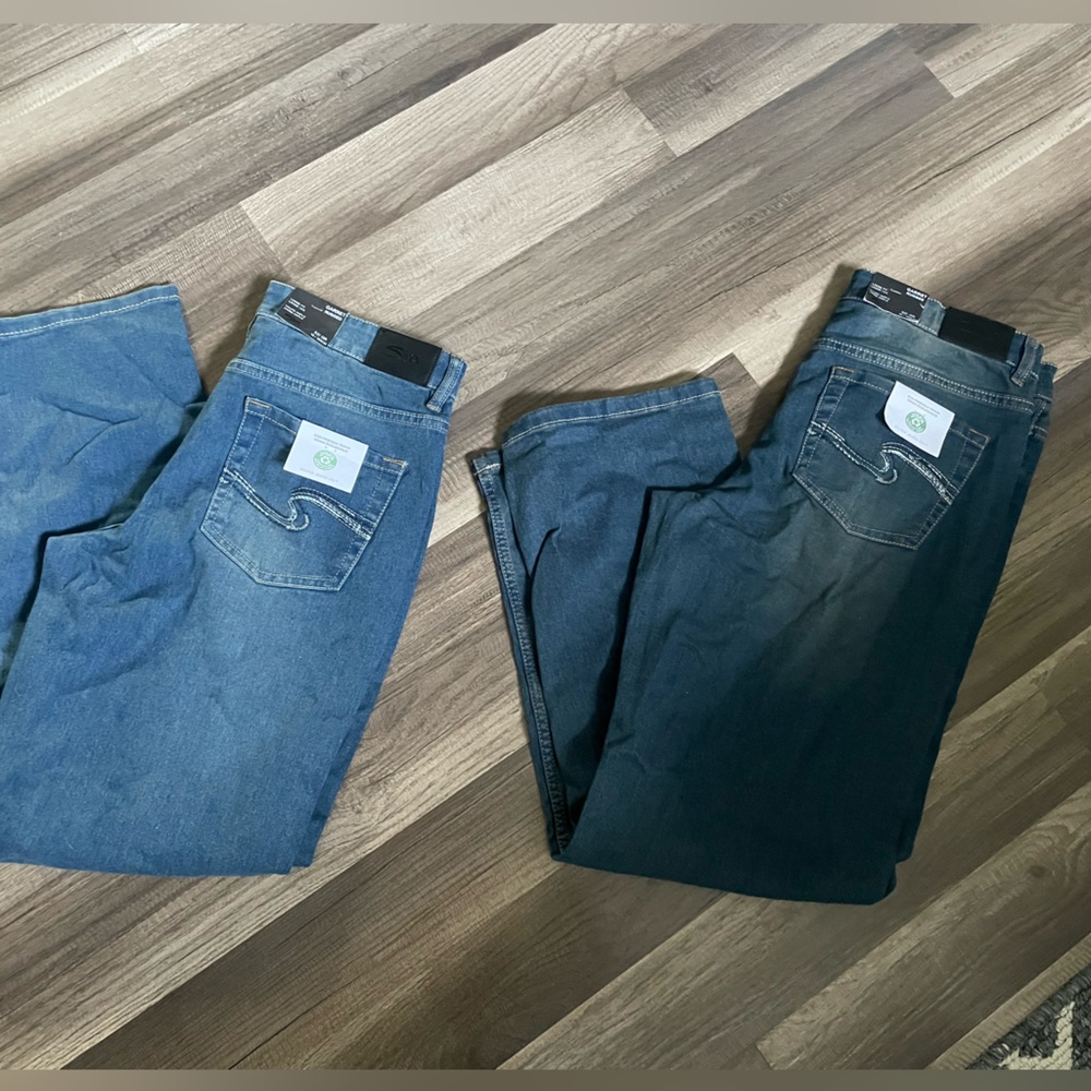 2 pairs of Silver Jeans Men's Dark and Light Blue Straight Jeans